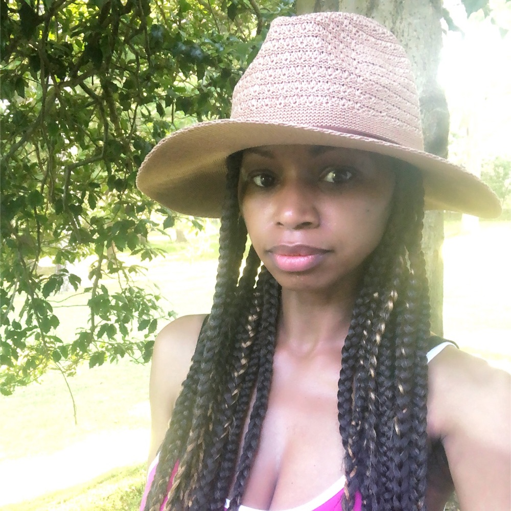 Panama Hat - Picture 3 of 7